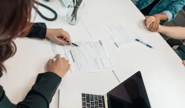 is ve meslek danismani maasi